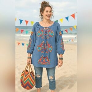 Boho Chic 2X Pullover Blue Festival Floral Embroidered Tunic Top